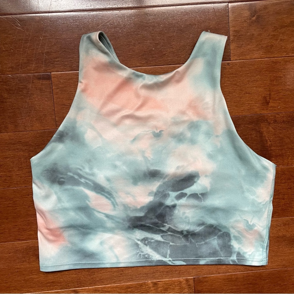 Athleta Conscious Crop Athletic Top Size Small in Marine Minimalistic Grey